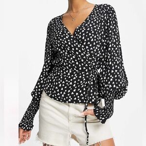 Charlie Holiday Franco printed heart wrap top in black NWT XS